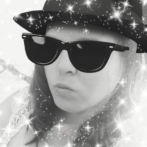 Meet your Posher, Delilah